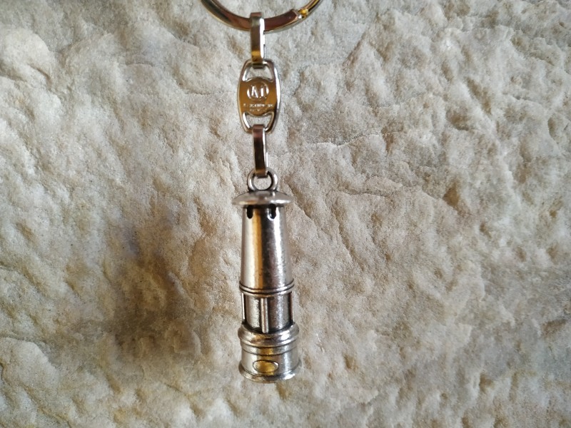 porte-cles-lampe-de-mineur-2-606